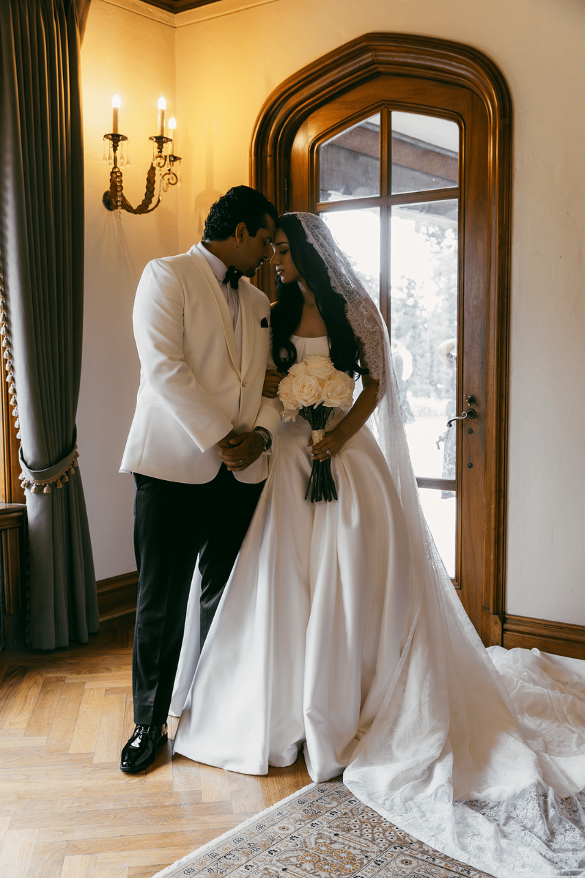 Mariela Hernandez-Loya & Marcus Pando's wedding-image-46