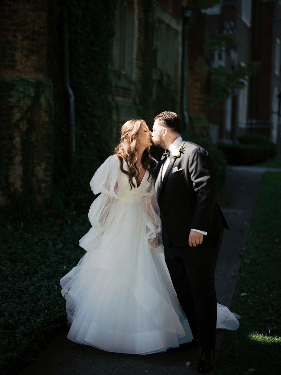 Catherine Caputo & Monty Nicholas's wedding-image-19