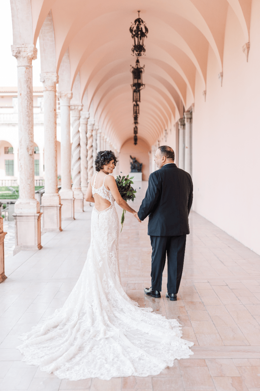 Noemi Alsina & Alcides Alsina's wedding-image-23