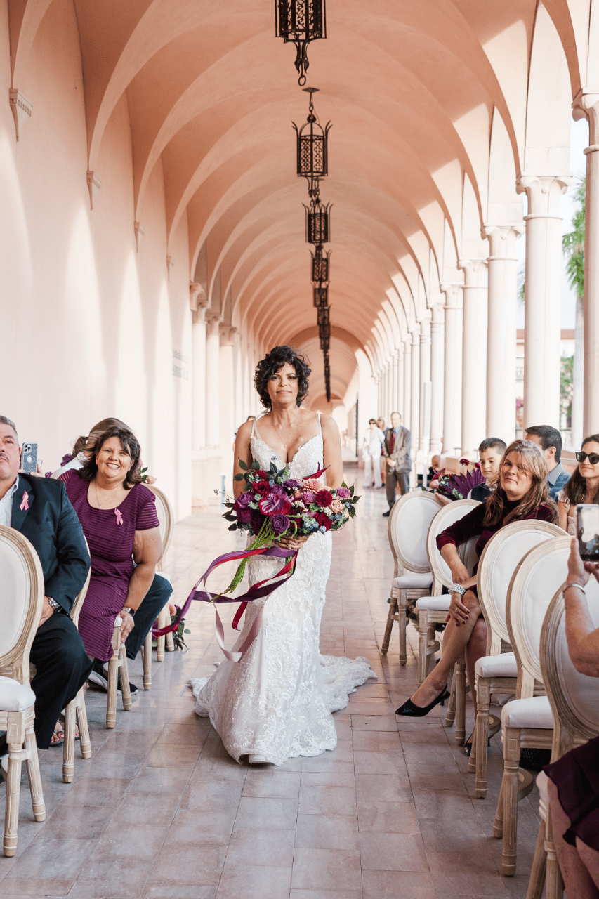 Noemi Alsina & Alcides Alsina's wedding-image-3