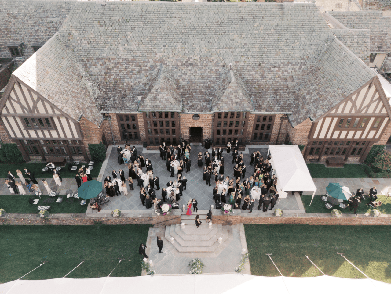 Catherine Caputo & Monty Nicholas's wedding-image-24