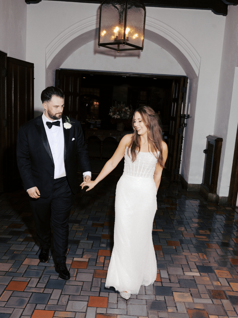 Catherine Caputo & Monty Nicholas's wedding-image-38