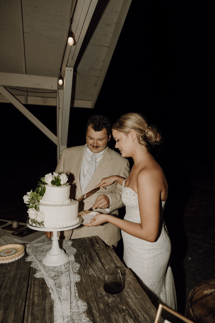 Chloe Enstad & Mason Hancock's wedding-image-20