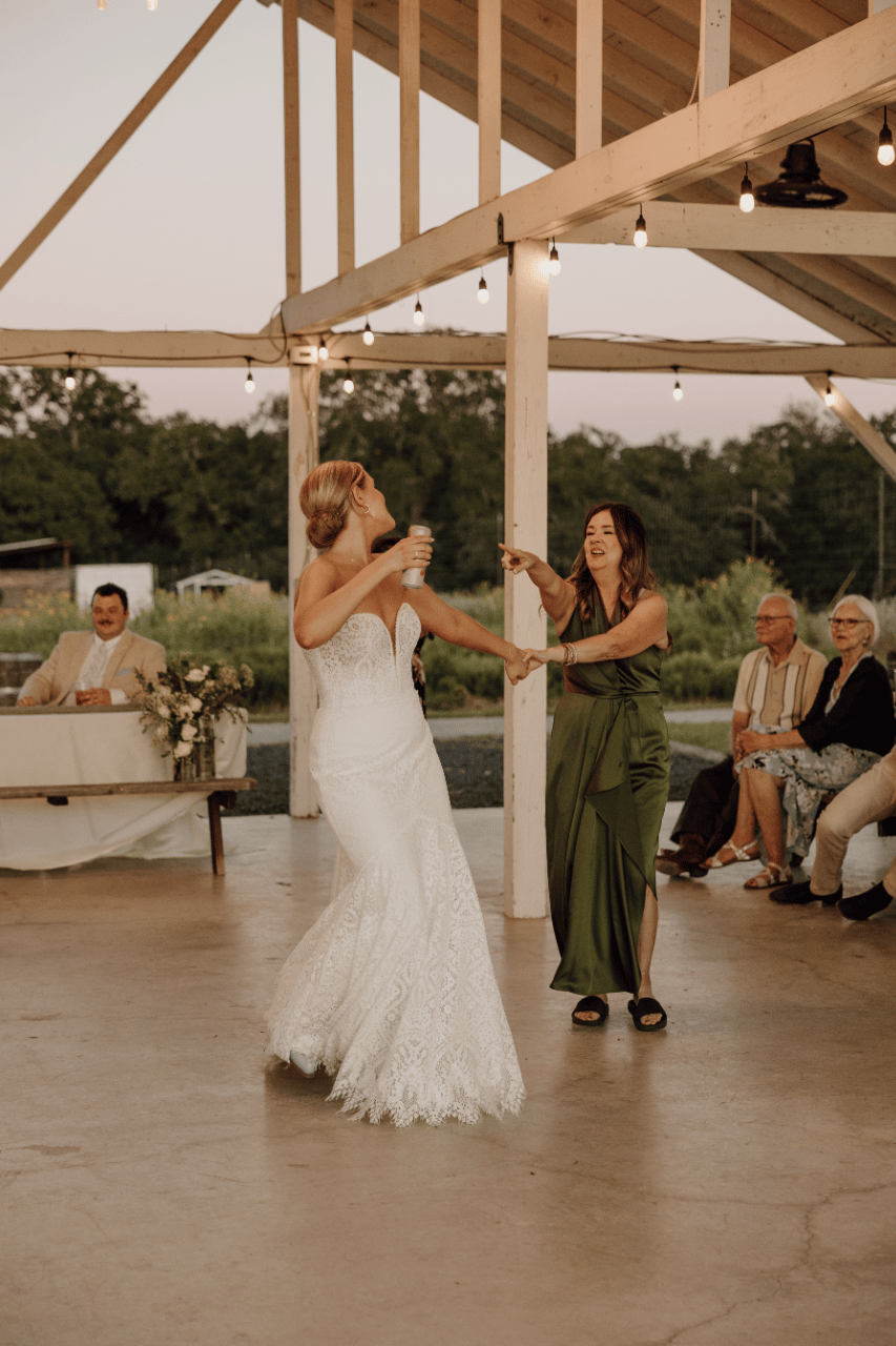 Chloe Enstad & Mason Hancock's wedding-image-30