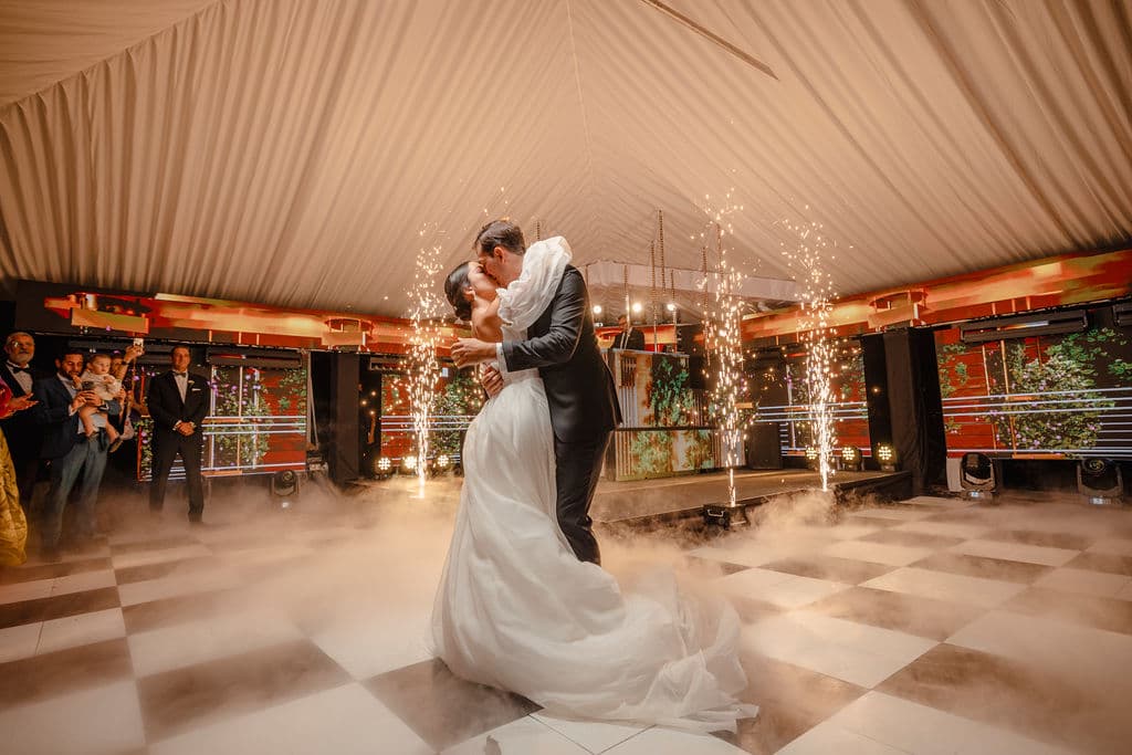 A Classic Fall Wedding at Sunset Point 24