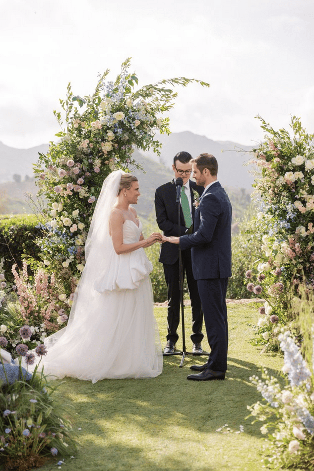 L B & B M's wedding 9