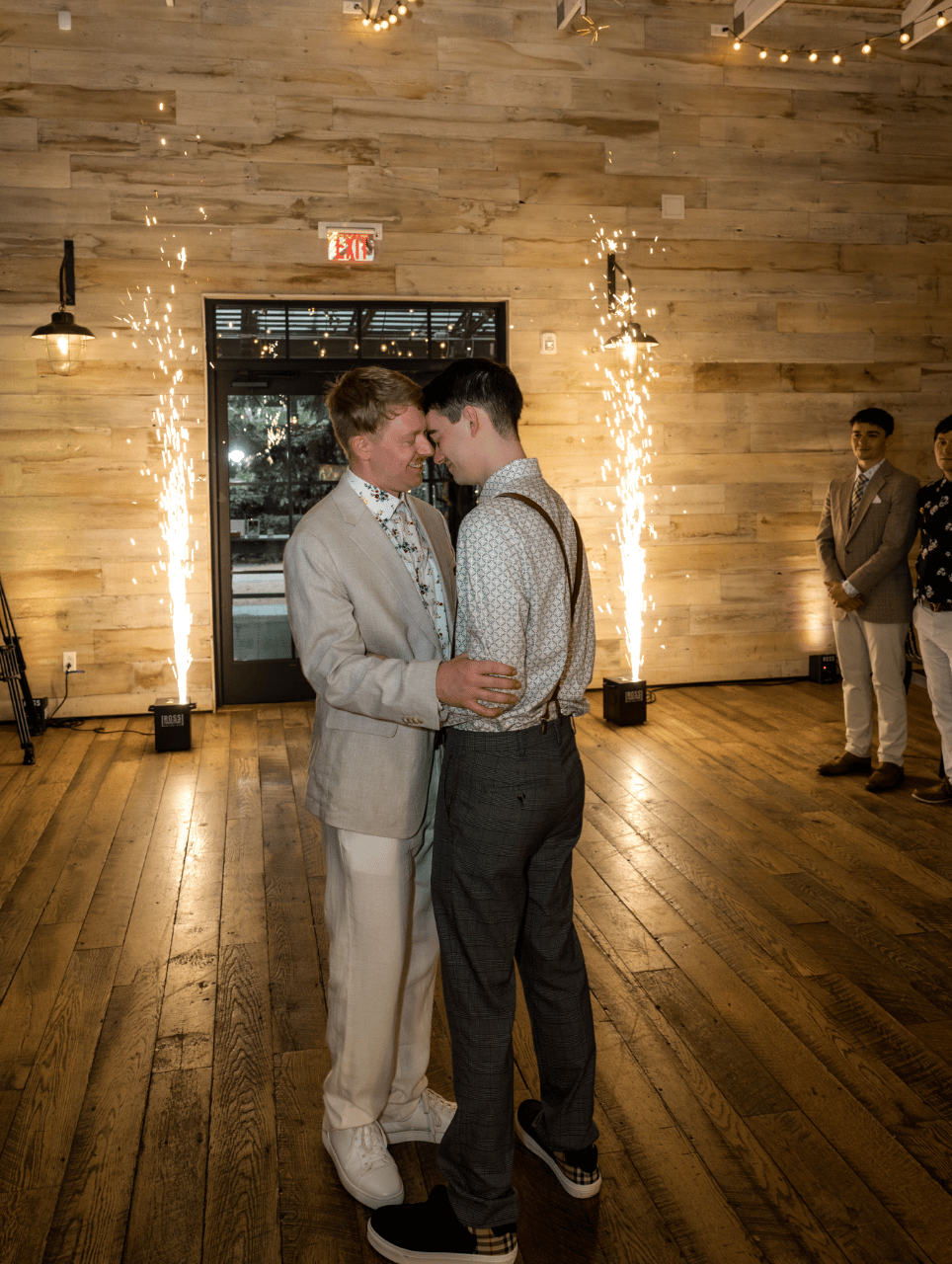 Tyler Ross & Alex Ross's wedding-image-6