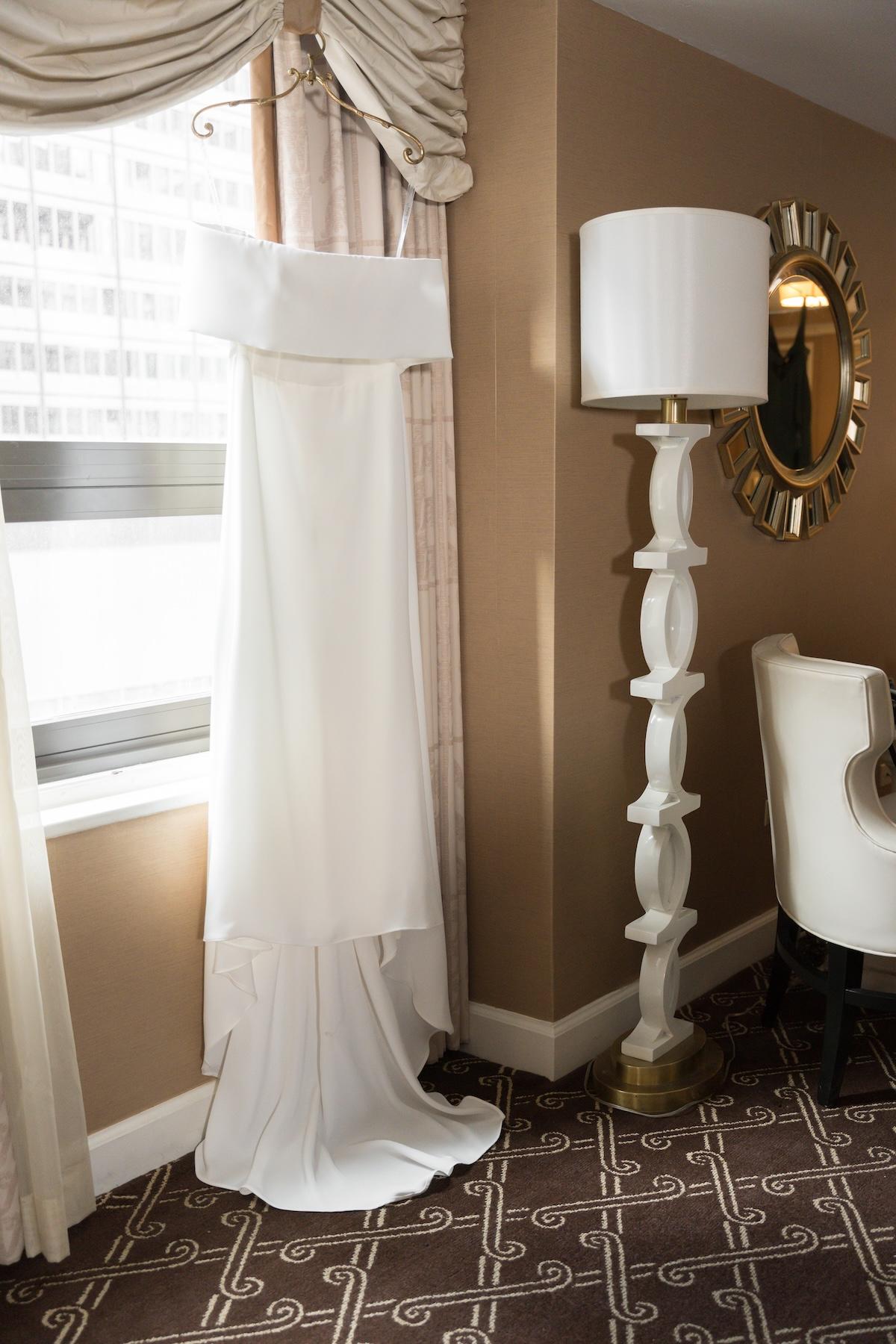 A Romantic Fall Wedding at the Art Institute of Chicago 26