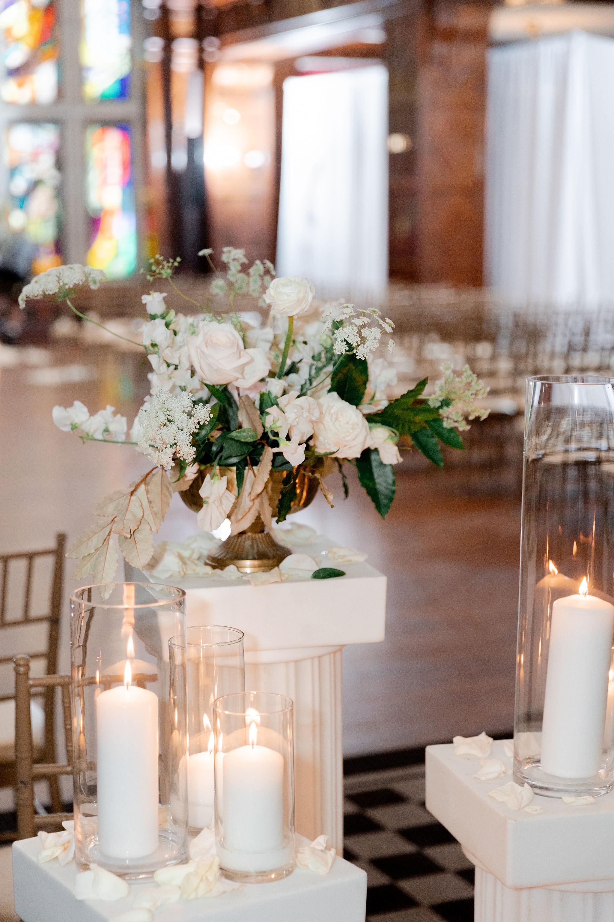 A Vintage Summer Wedding at Hotel Kansas City 32