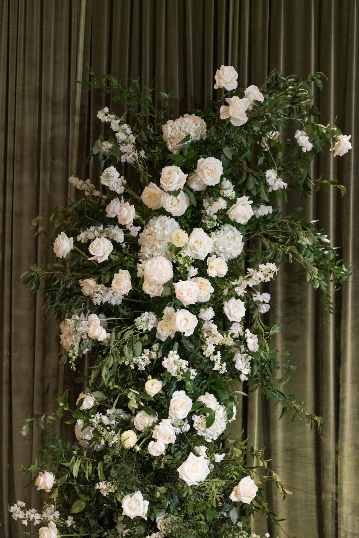 A Romantic Fall Wedding at the Art Institute of Chicago 51