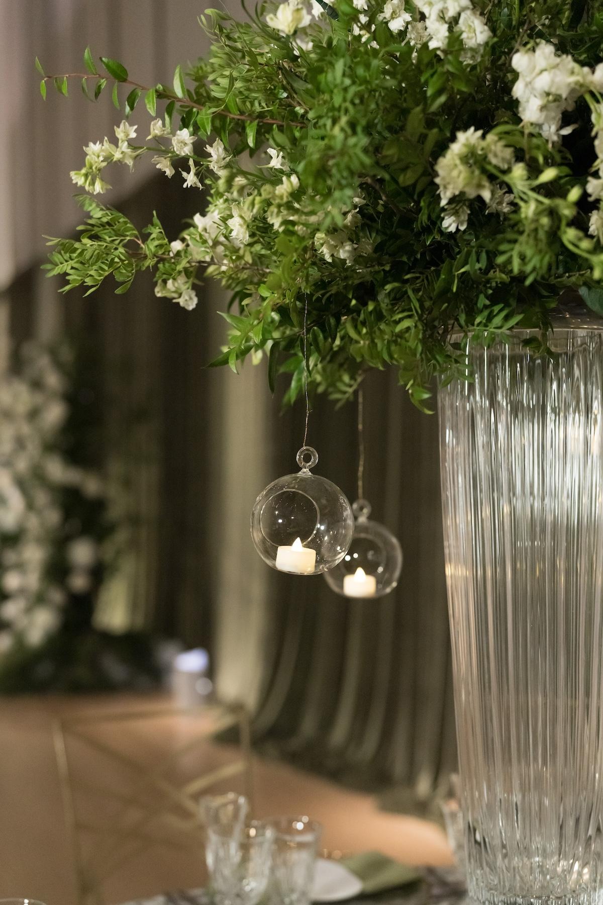 A Romantic Fall Wedding at the Art Institute of Chicago 40