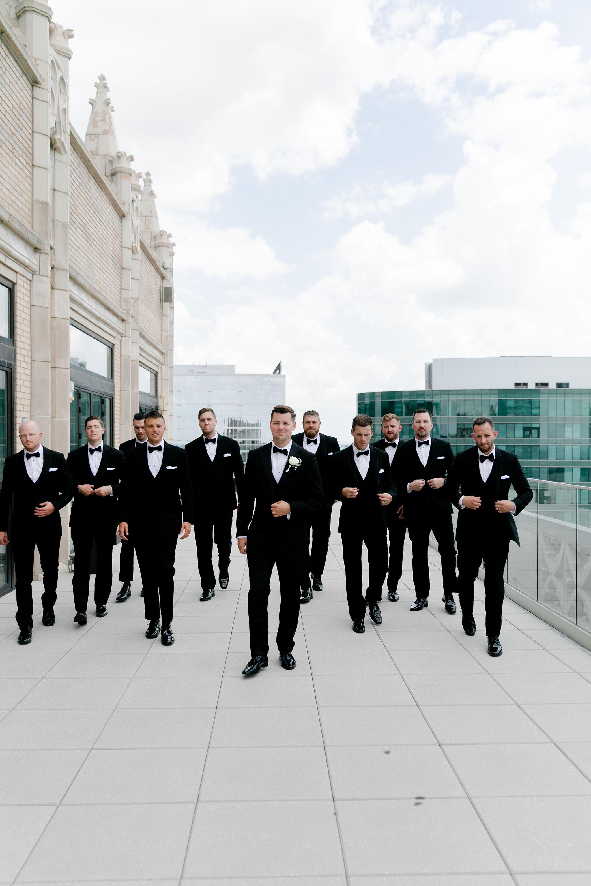 A Vintage Summer Wedding at Hotel Kansas City 16