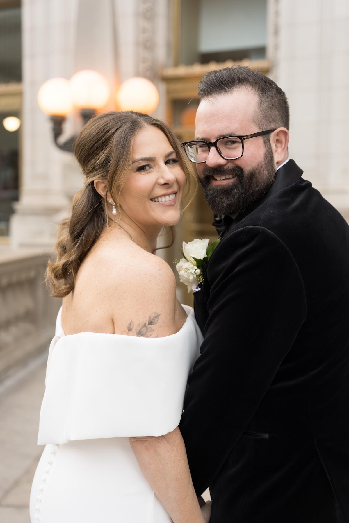 A Romantic Fall Wedding at the Art Institute of Chicago 9