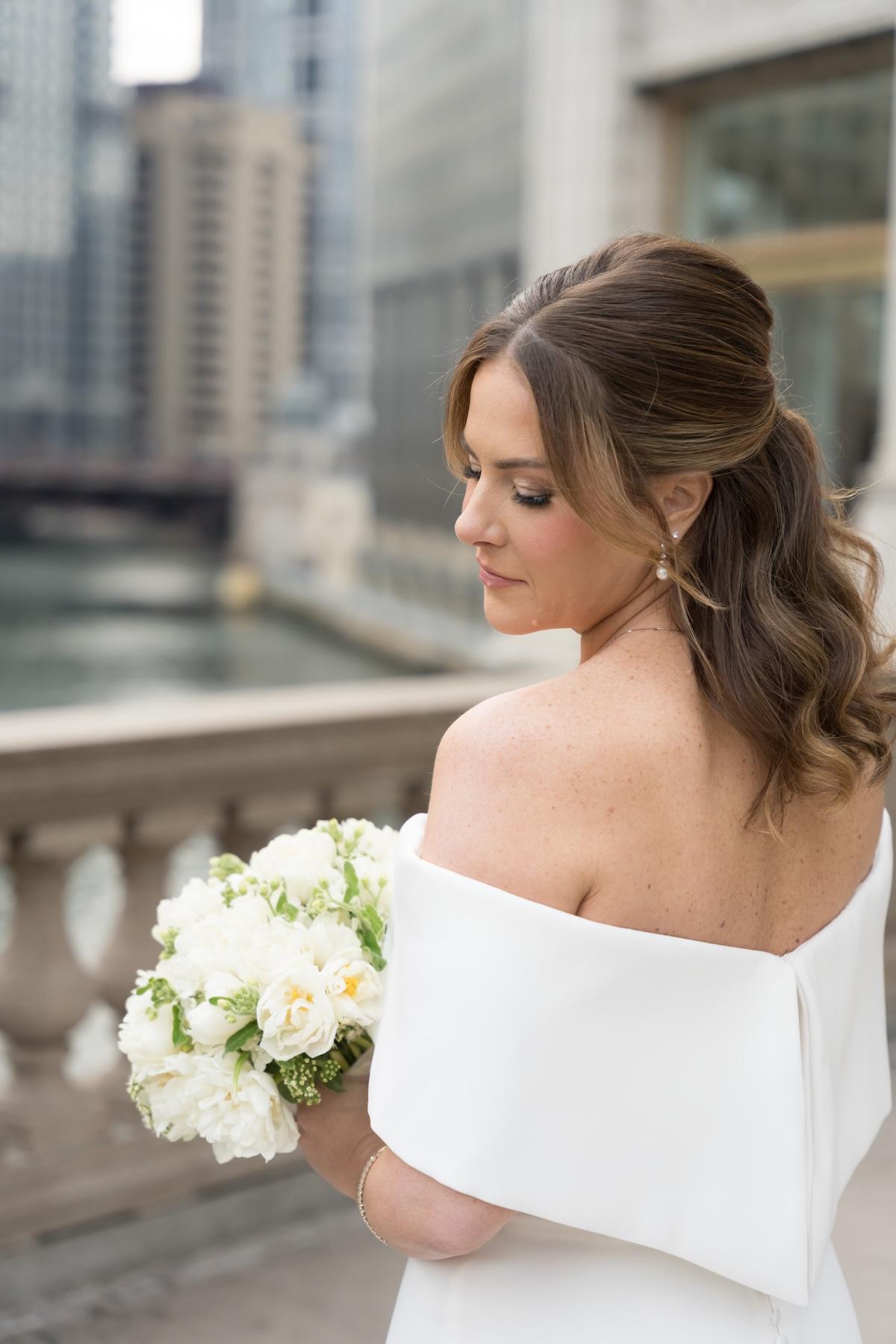 A Romantic Fall Wedding at the Art Institute of Chicago 12