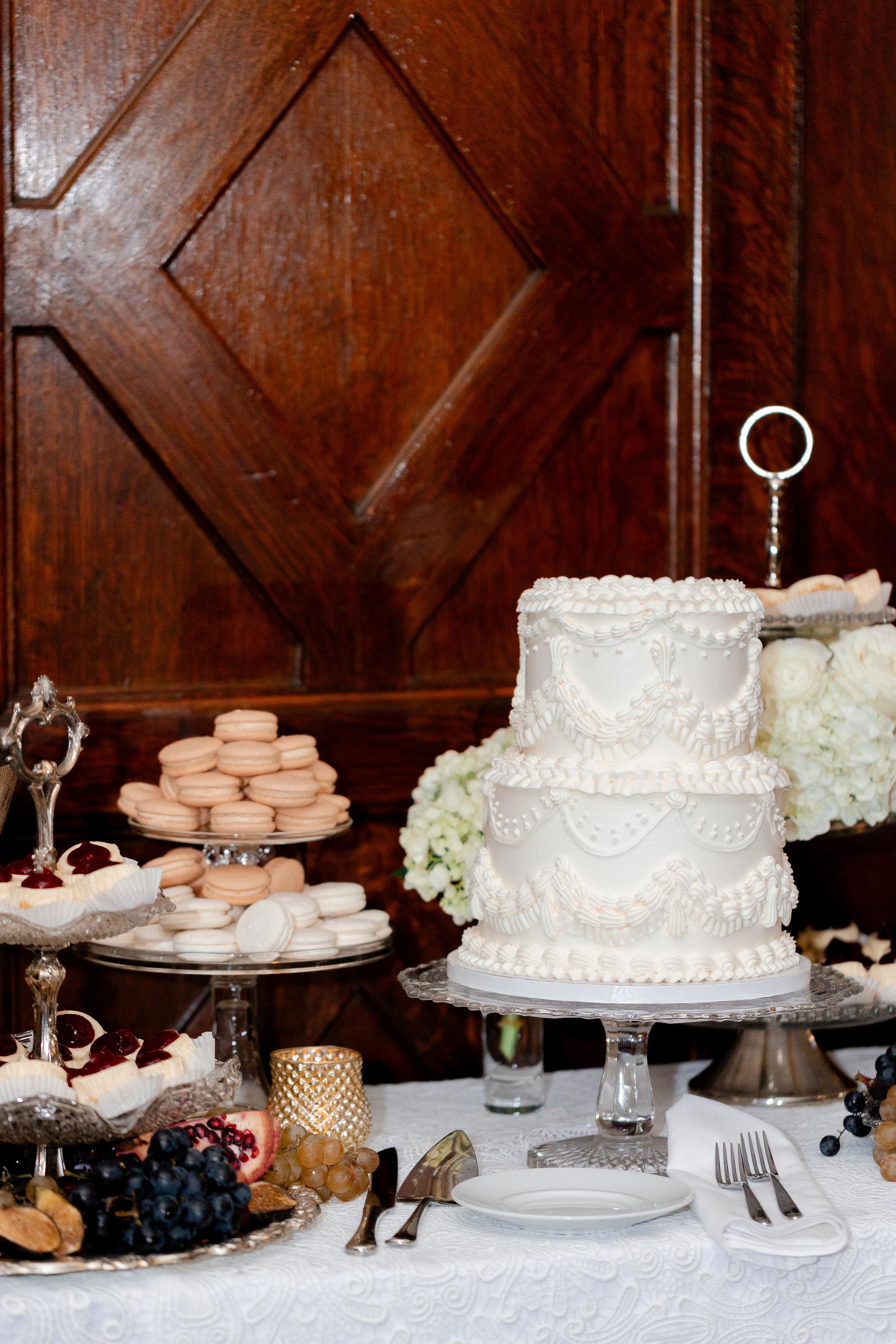 A Vintage Summer Wedding at Hotel Kansas City 39