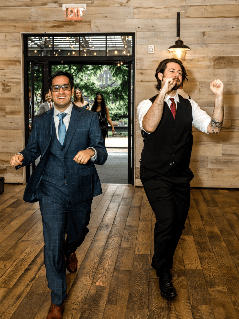 Tyler Ross & Alex Ross's wedding-image-9