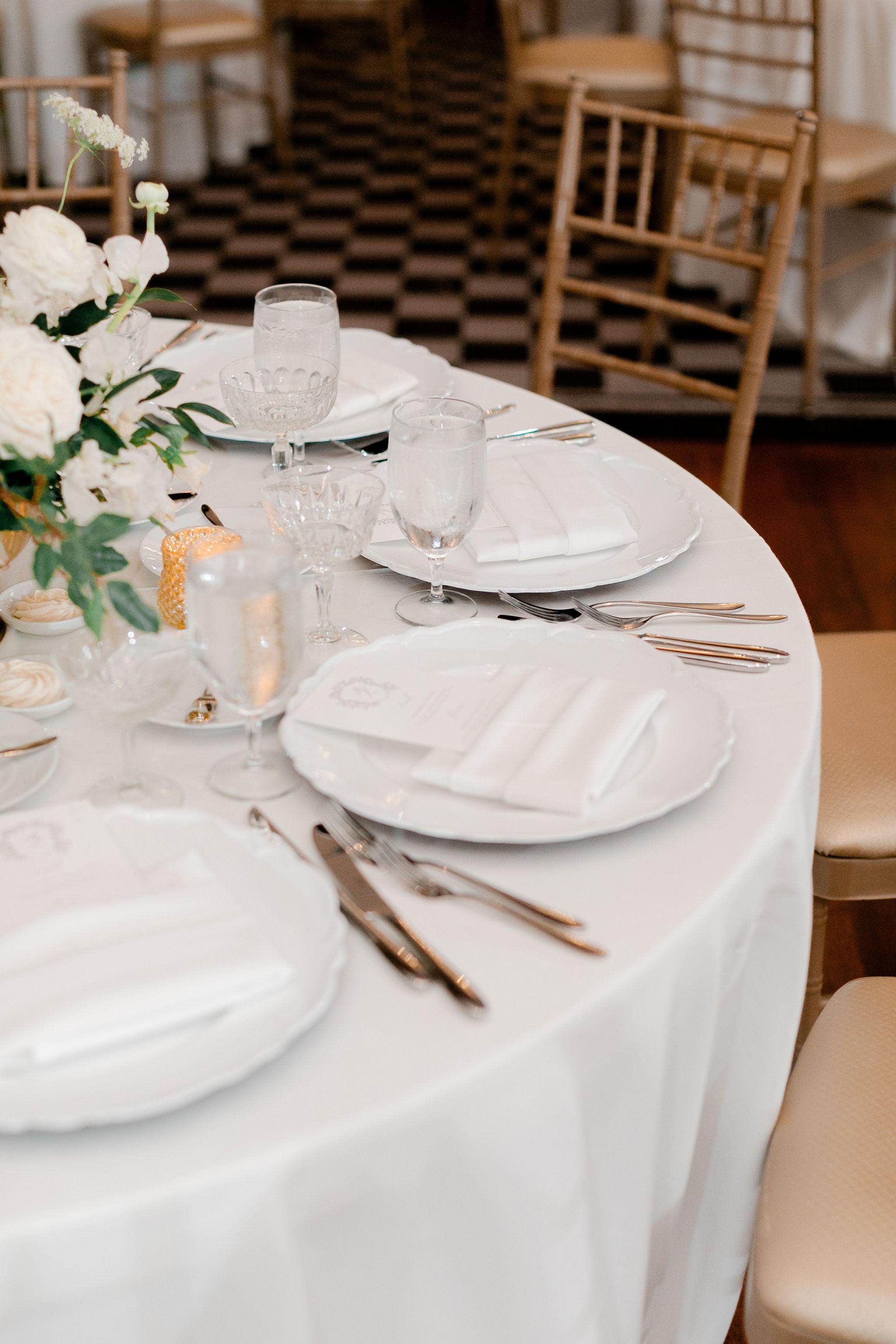 A Vintage Summer Wedding at Hotel Kansas City 20