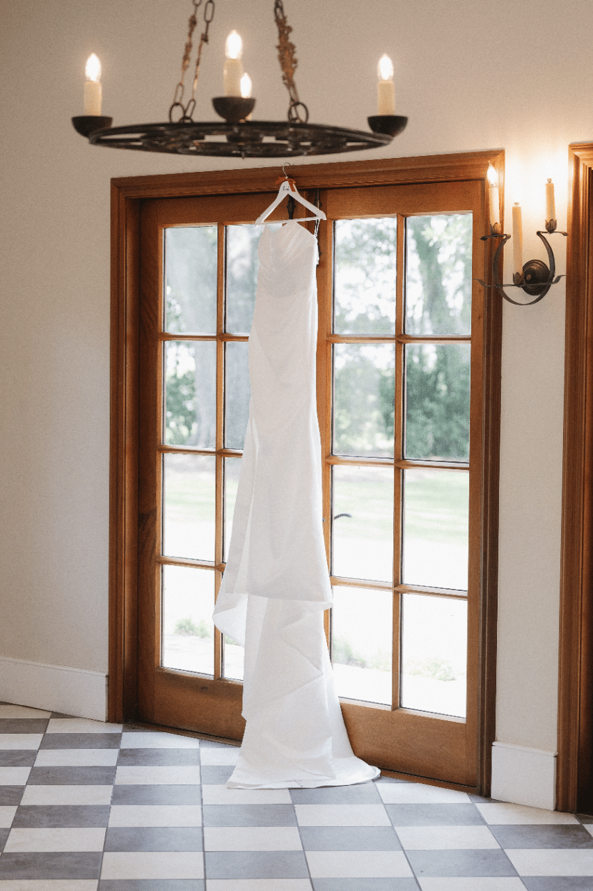 Taylor Johnson & Chelsea Behnke's wedding-image-10