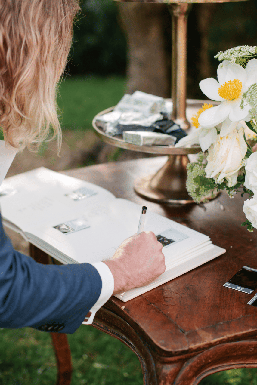 Alexandra Cross & Giovanni Luna's wedding-image-10