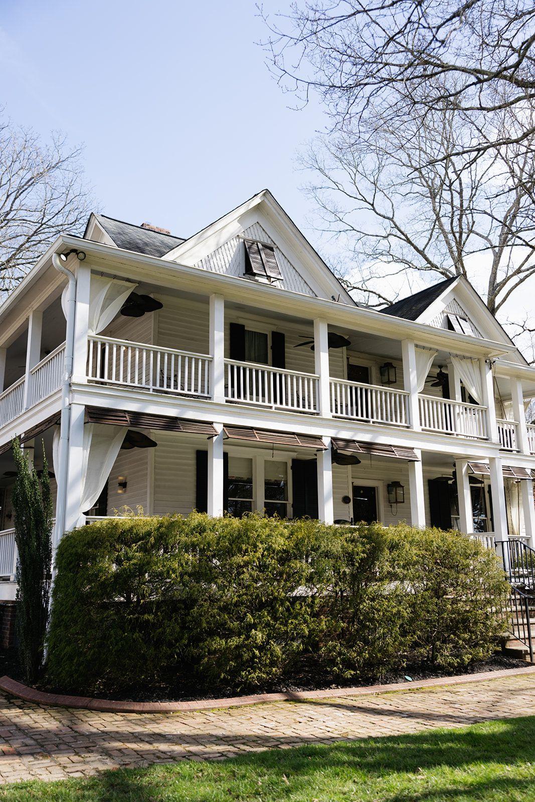 A Classic Winter Wedding at The Wheeler House photo 2