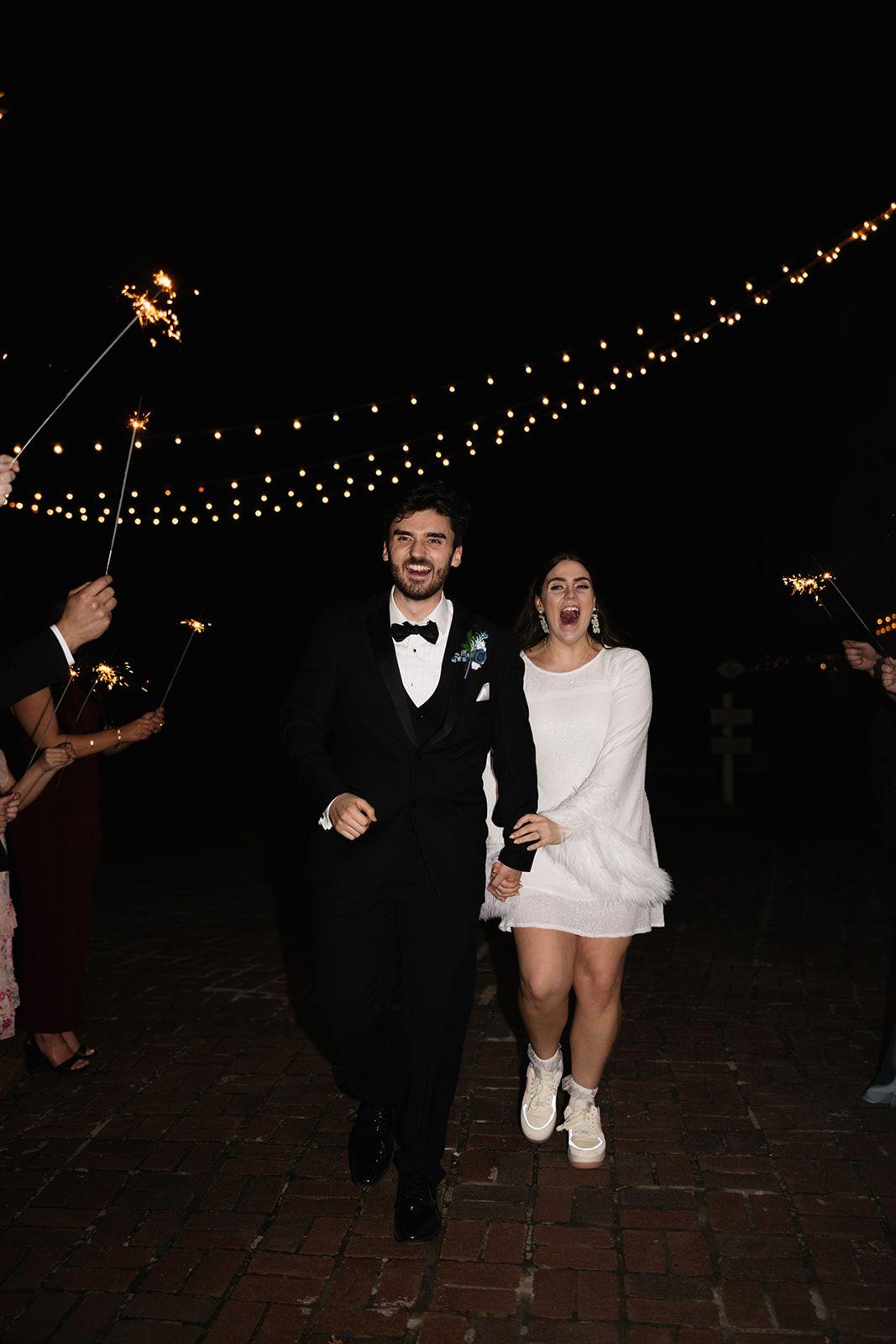 Amanda DeLay Simpson & Joshua Simpson's wedding 17