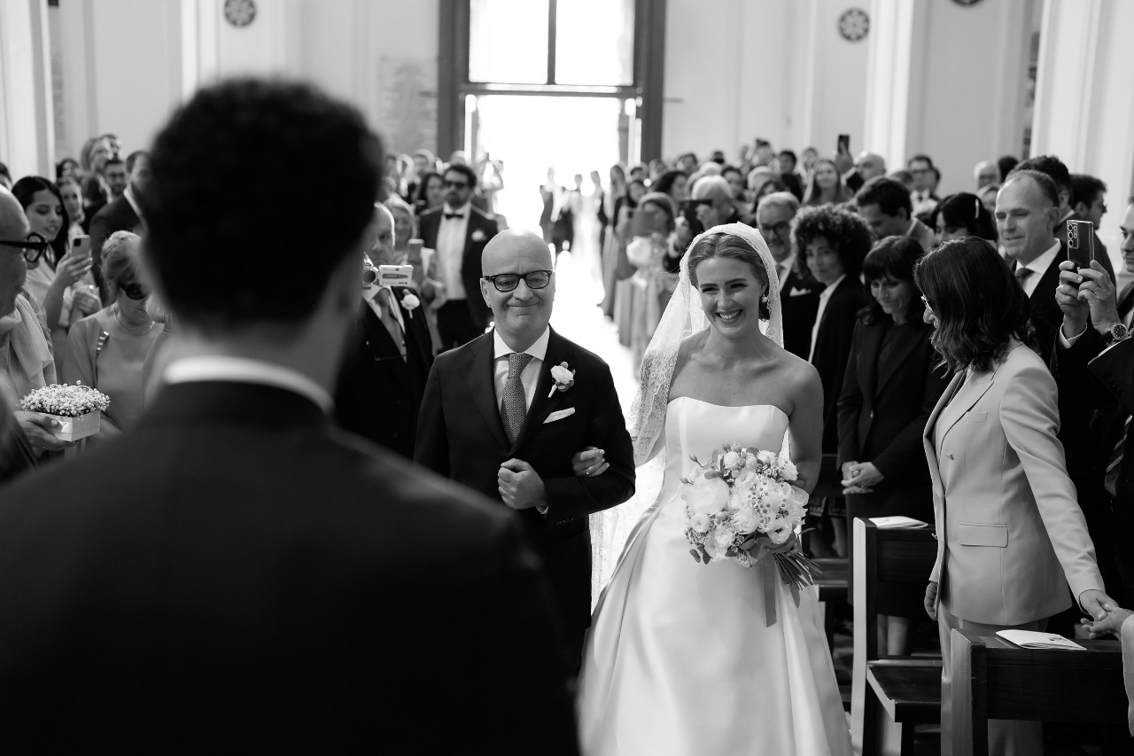 A Glamorous Spring Wedding at La Cocumella photo 3