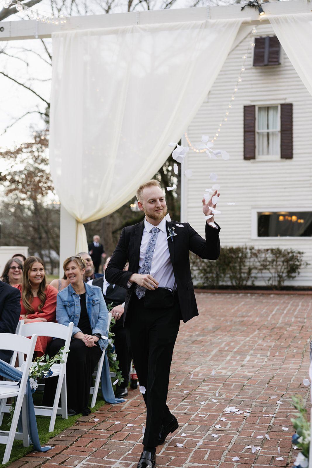 Amanda DeLay Simpson & Joshua Simpson's wedding 37