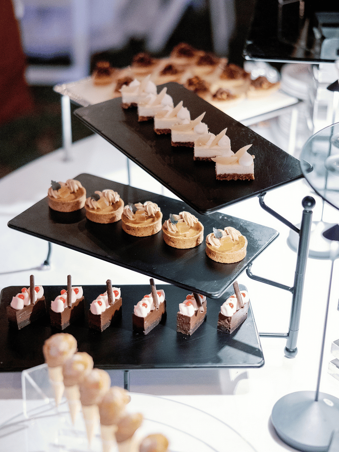 A Classic Winter Wedding at Farmington Country Club photo 2