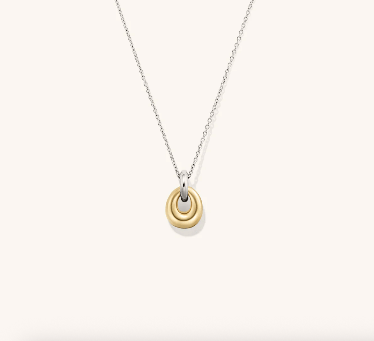 Jojo Loop Pendant Necklace