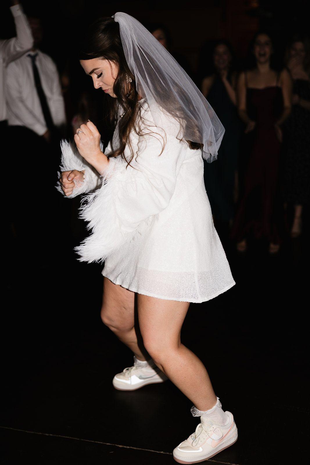 Amanda DeLay Simpson & Joshua Simpson's wedding 23