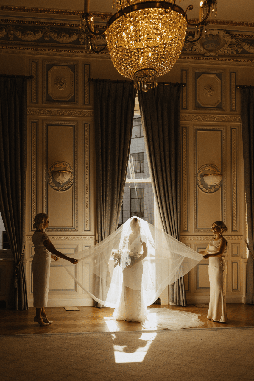 A Classic Fall Wedding at In & Out Club