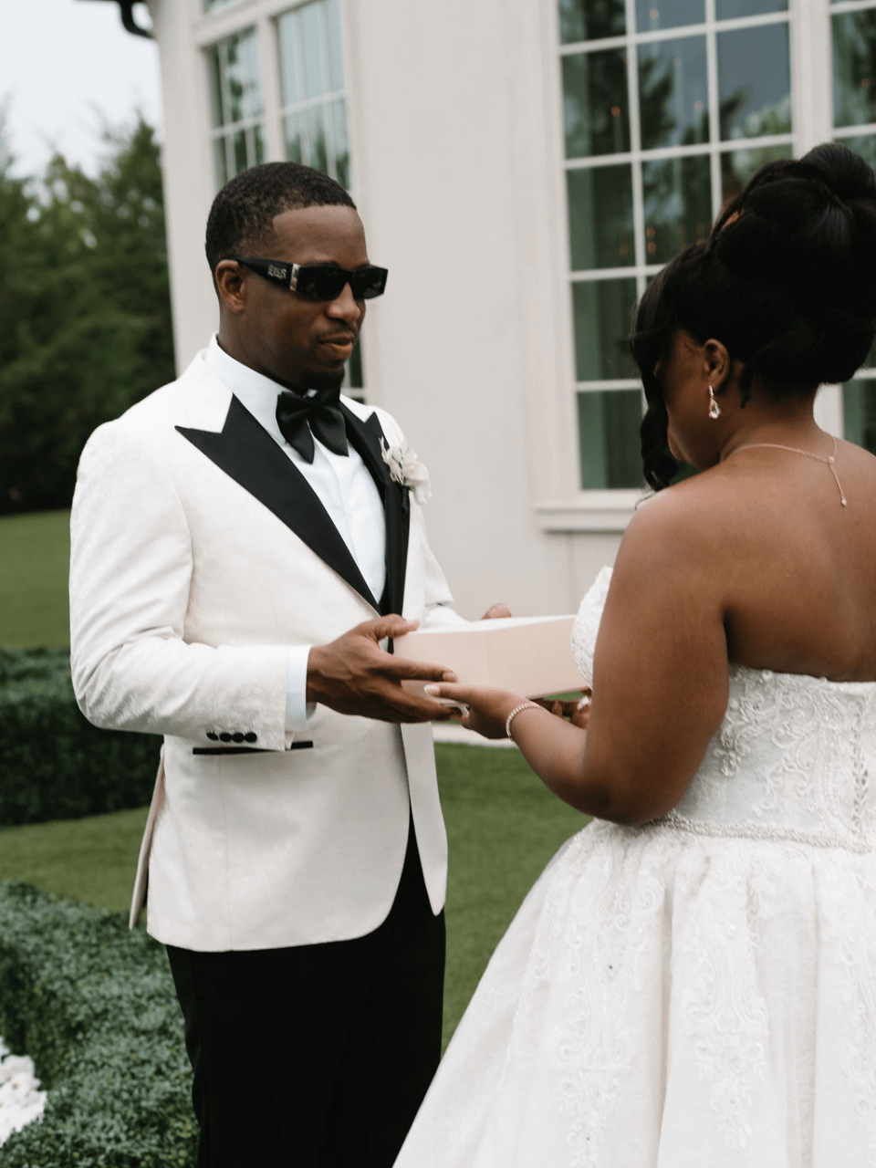 Tesia Oliver & Jarvis Smith's wedding-image-12
