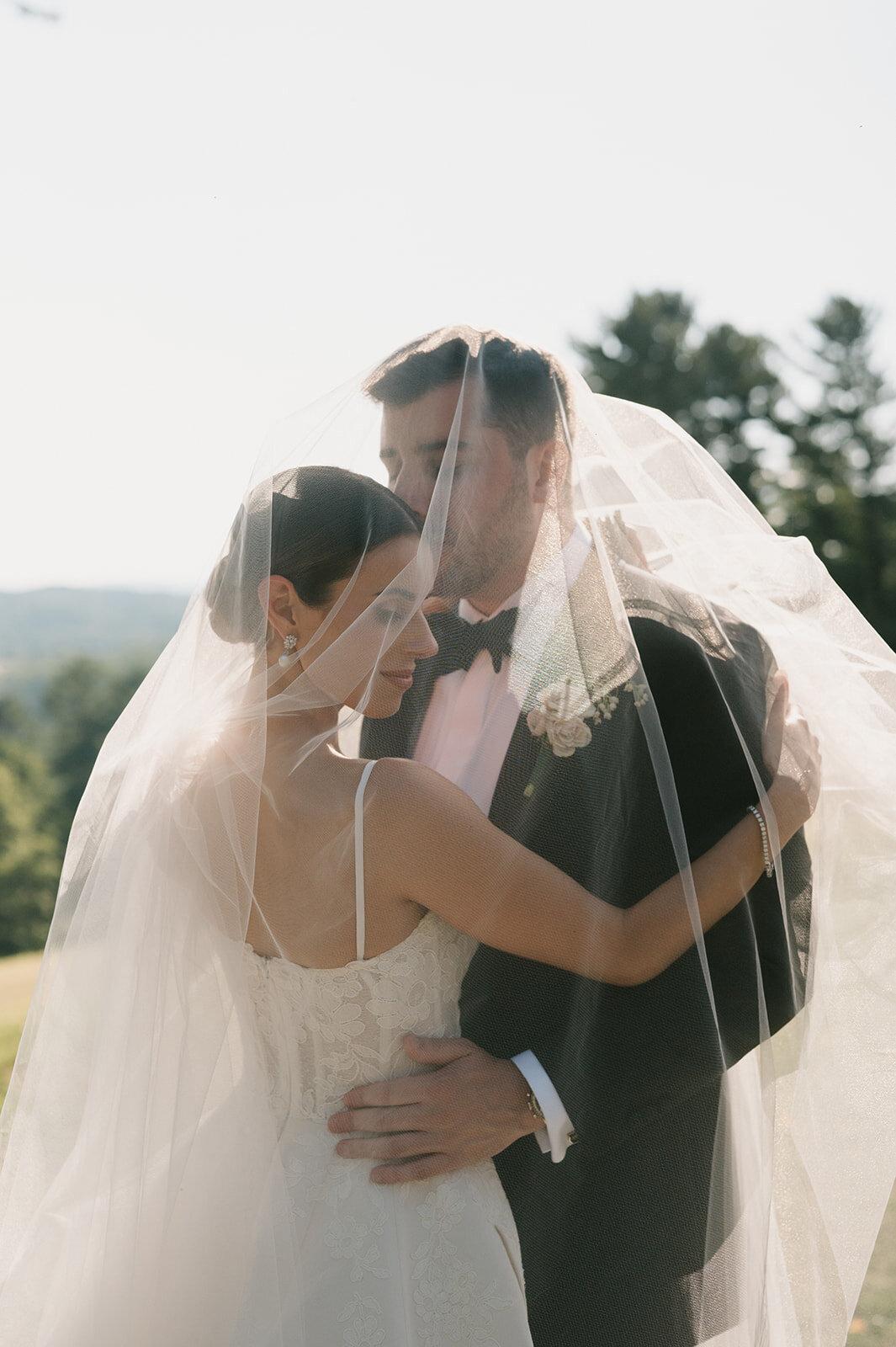 Bridal Hair by Corinne portfolio 1