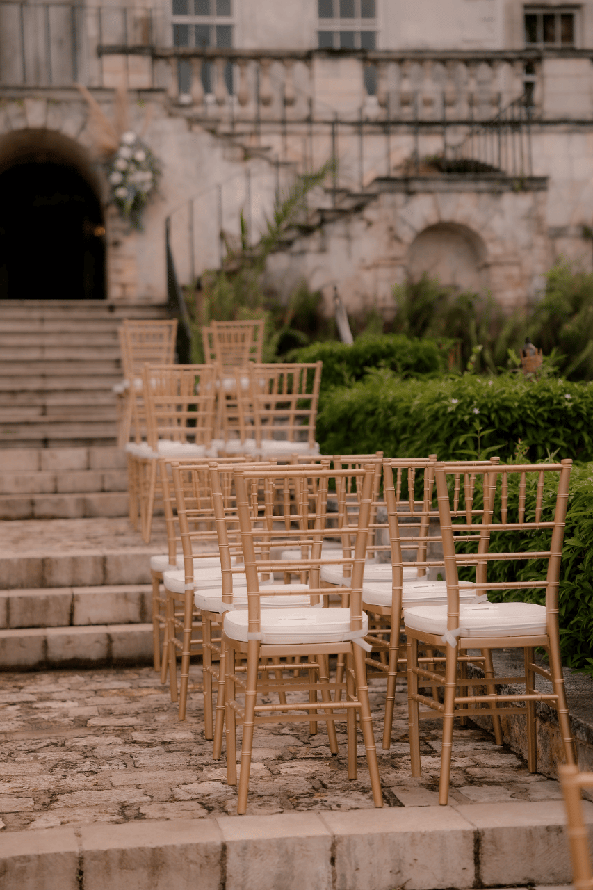 A Romantic Fall Wedding at Rose Hall Great House photo 3