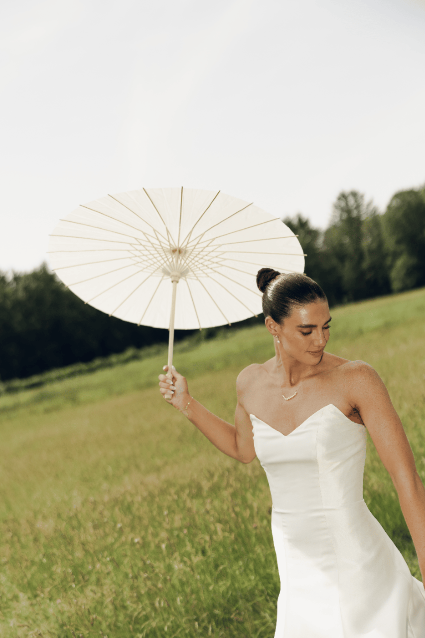 Refined Romance in the Heart of the Countryside photo 2