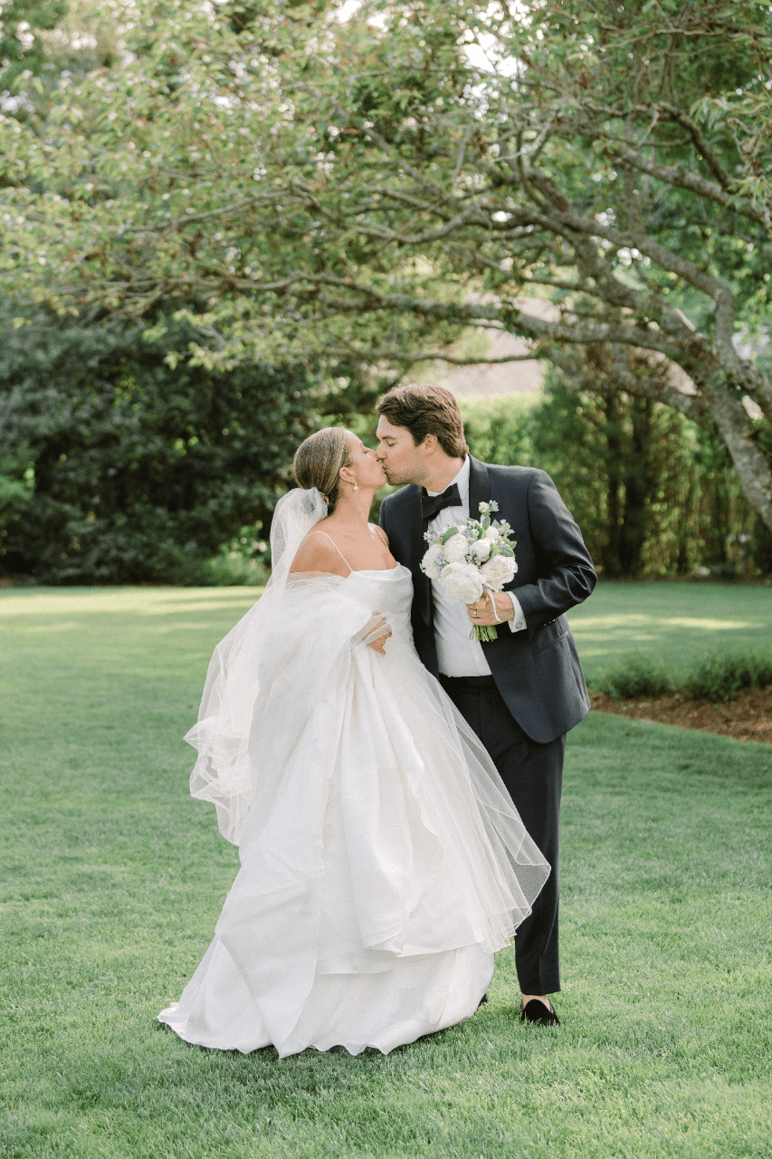 Alexa Kouvaris & Benjamin Rappaport's wedding-image-45