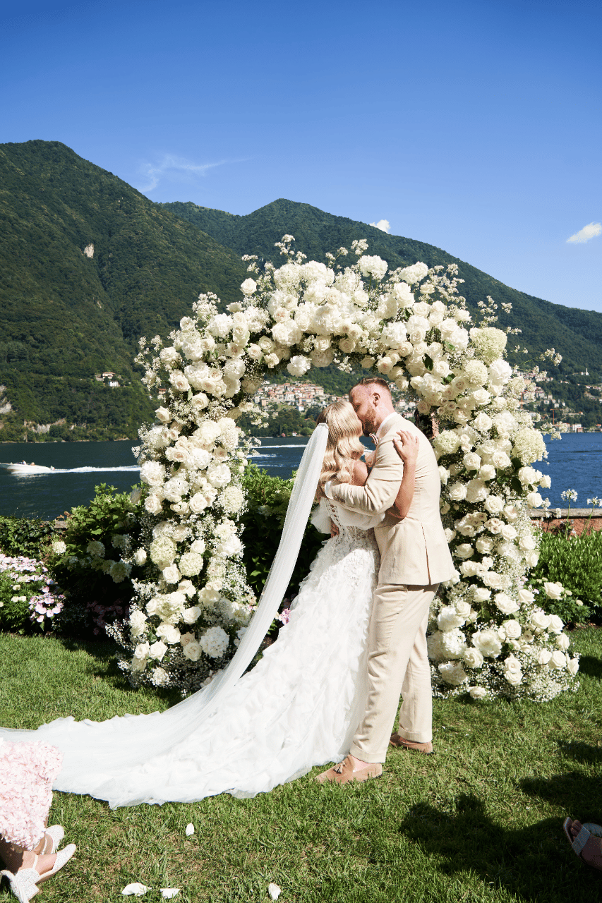 Susanna Kalliosto & Saku Koponen's wedding-image-17