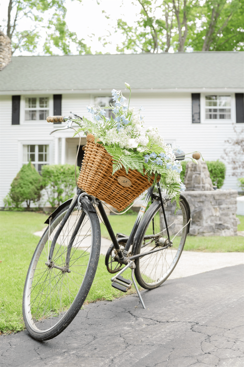 A Modern Summer Wedding in Traverse City, Michigan