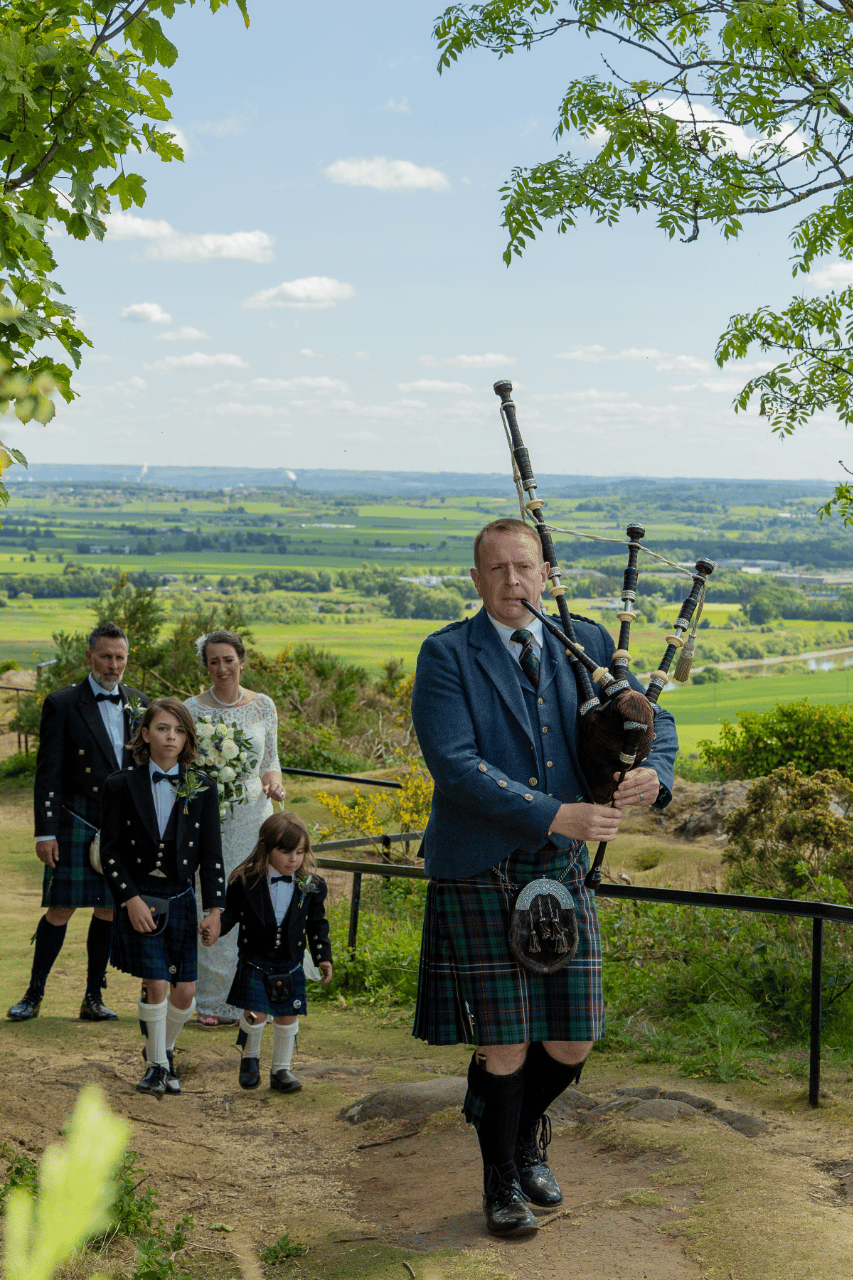 A Seamless Scottish Celebration of Love in Stirling photo 3