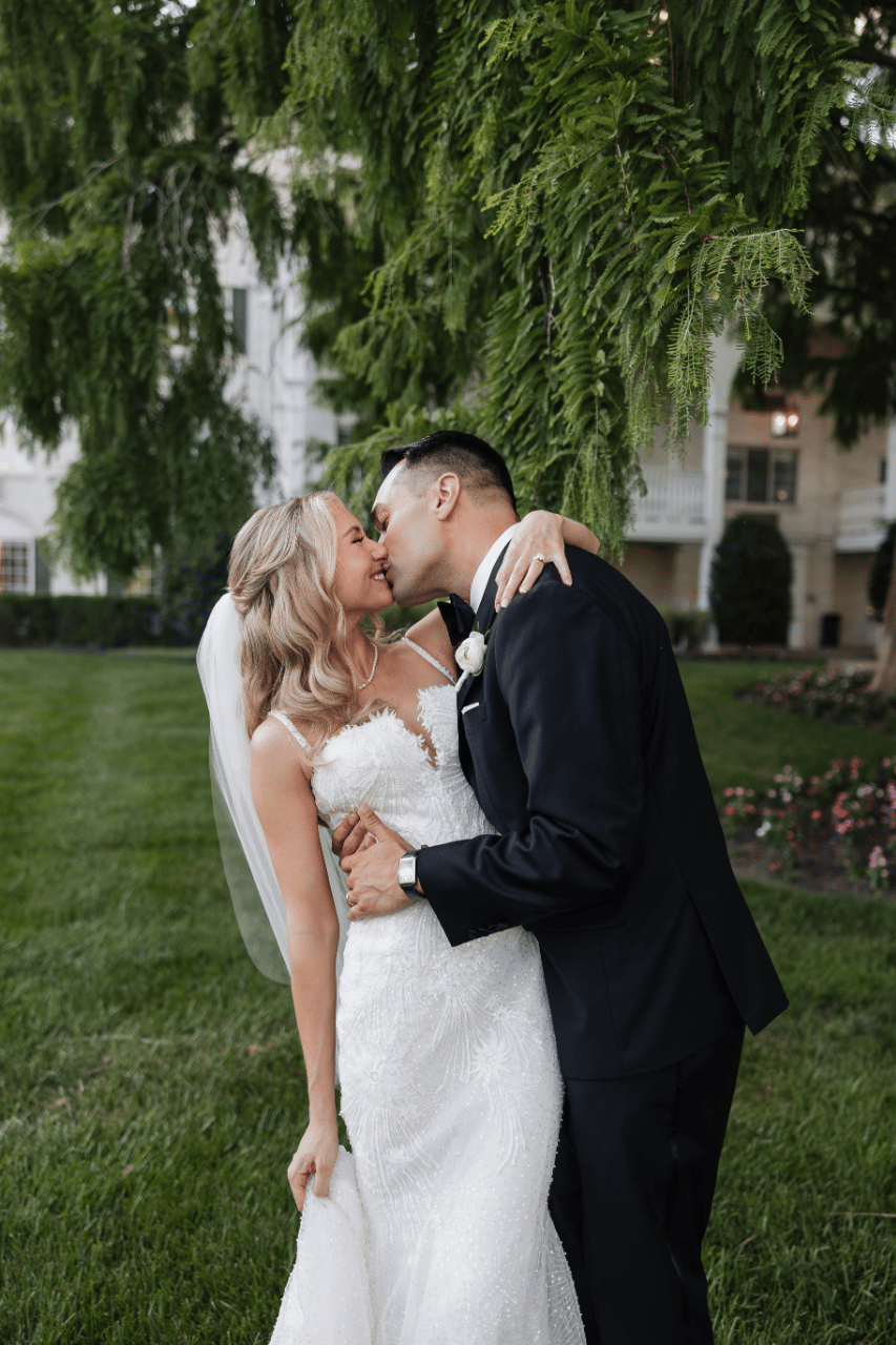 Jenny Schweiger & Dean Schweiger's wedding-image-11