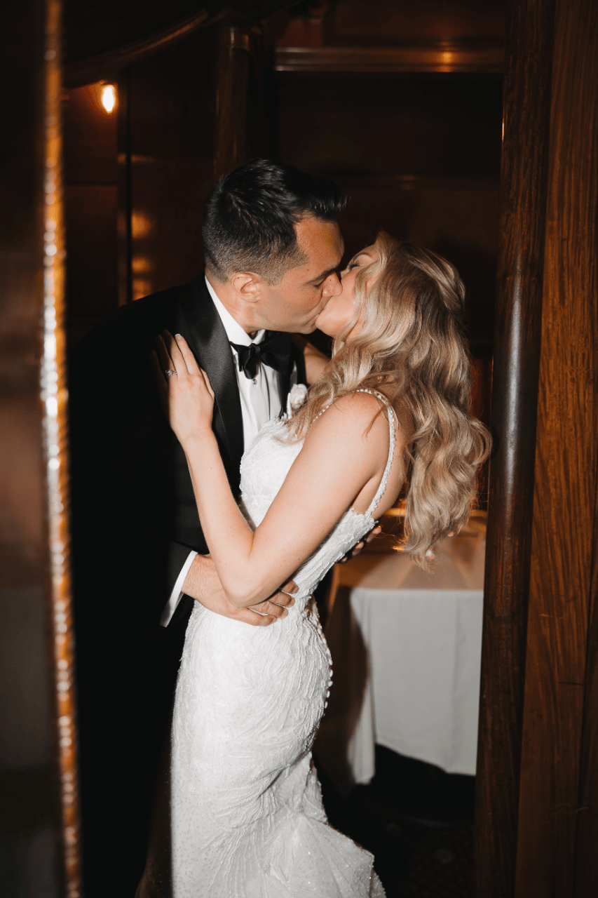 Jenny Schweiger & Dean Schweiger's wedding-image-58