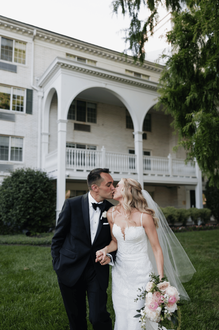 Jenny Schweiger & Dean Schweiger's wedding-image-8