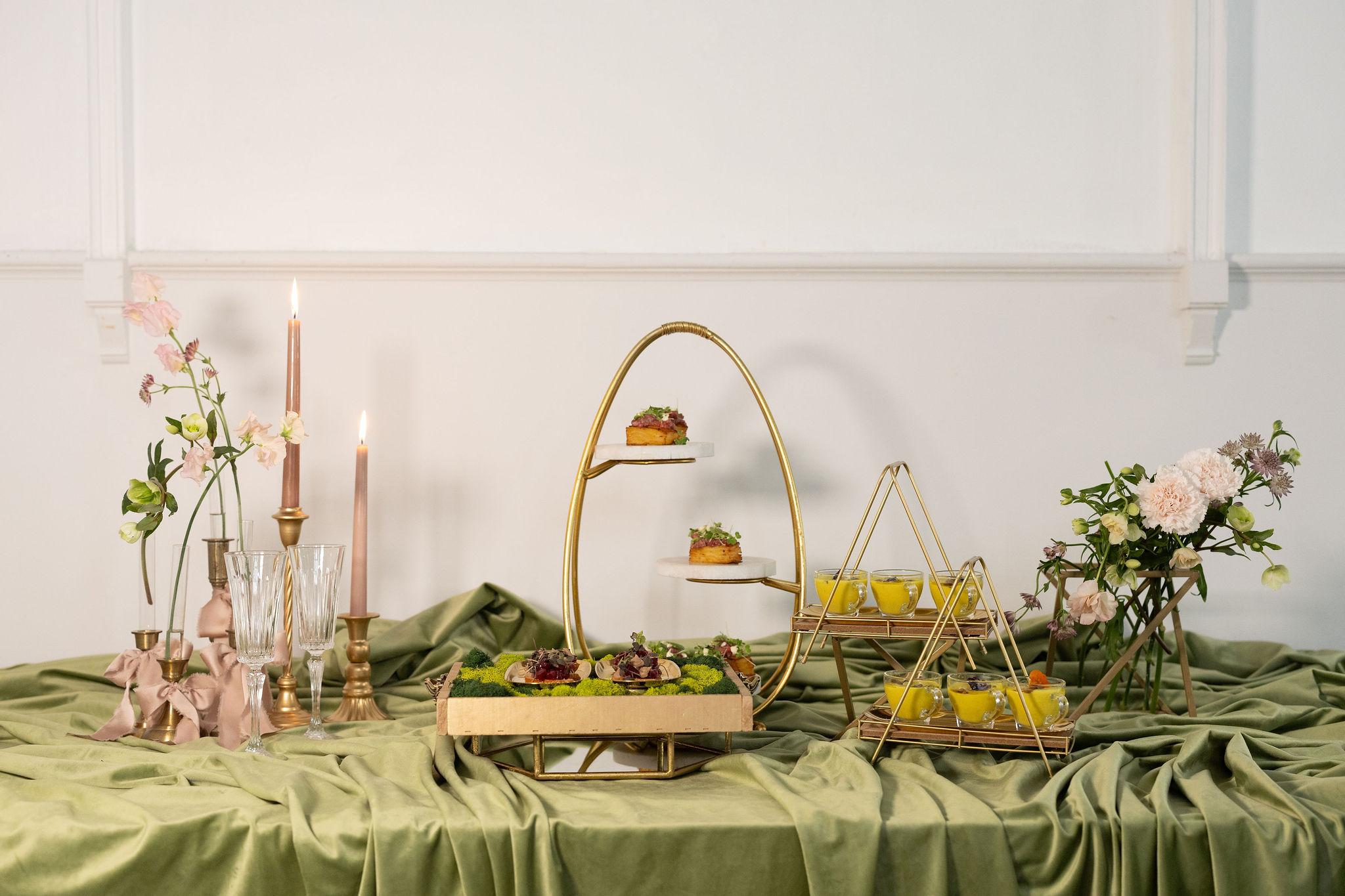 A Vintage Fall Wedding at The Arches 11
