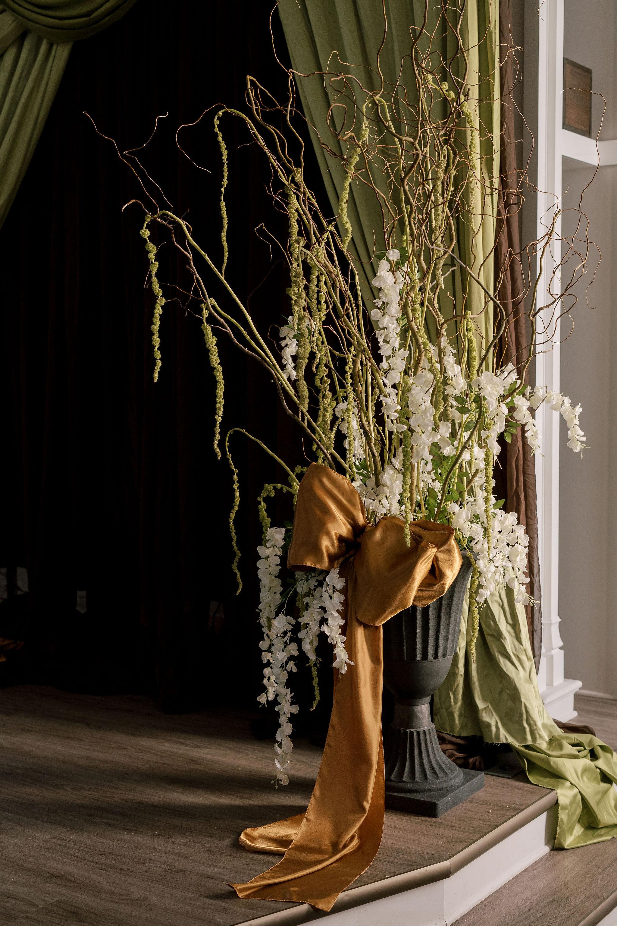 A Vintage Fall Wedding at The Arches 60
