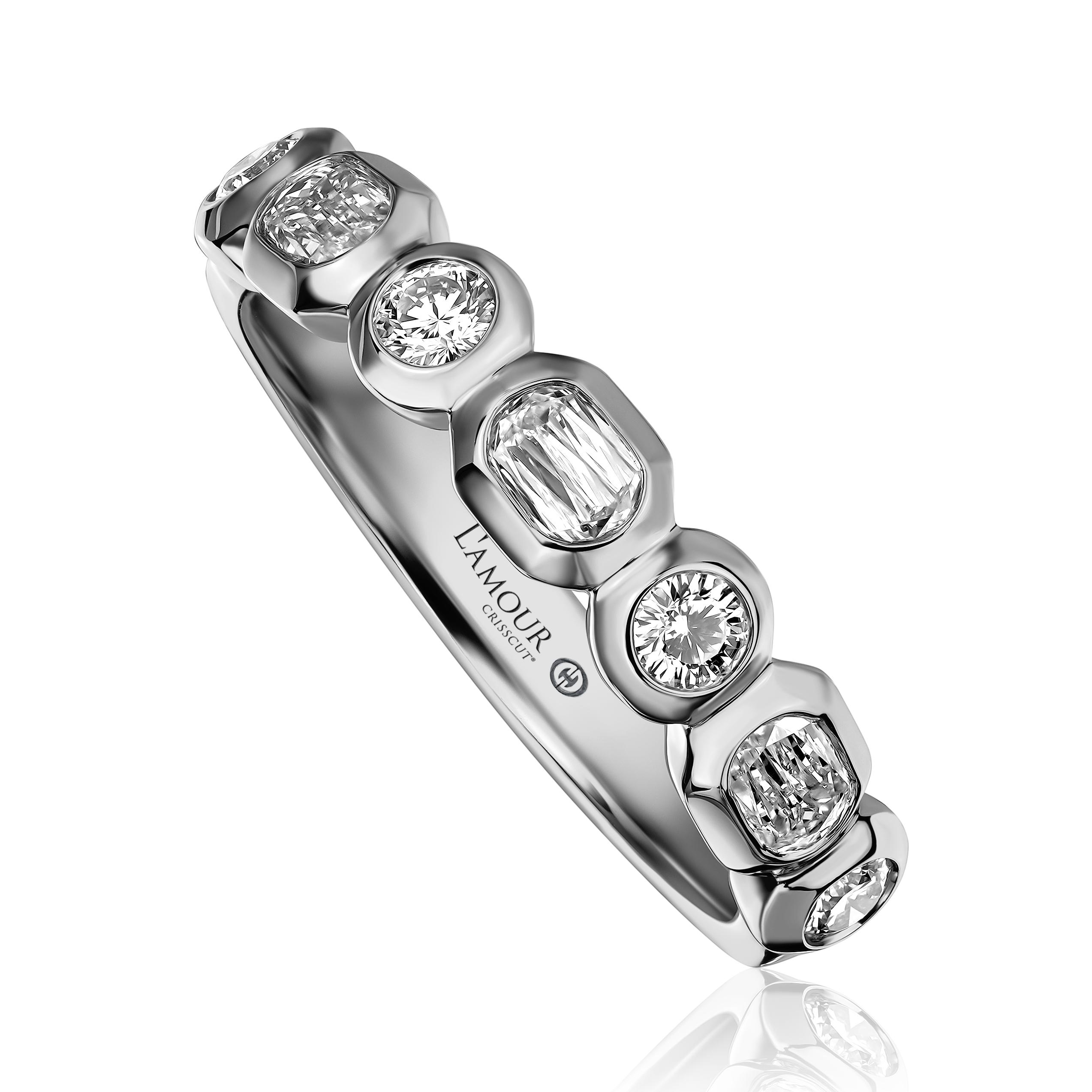 Love Luxe L'Amour Crisscut® Diamond Band