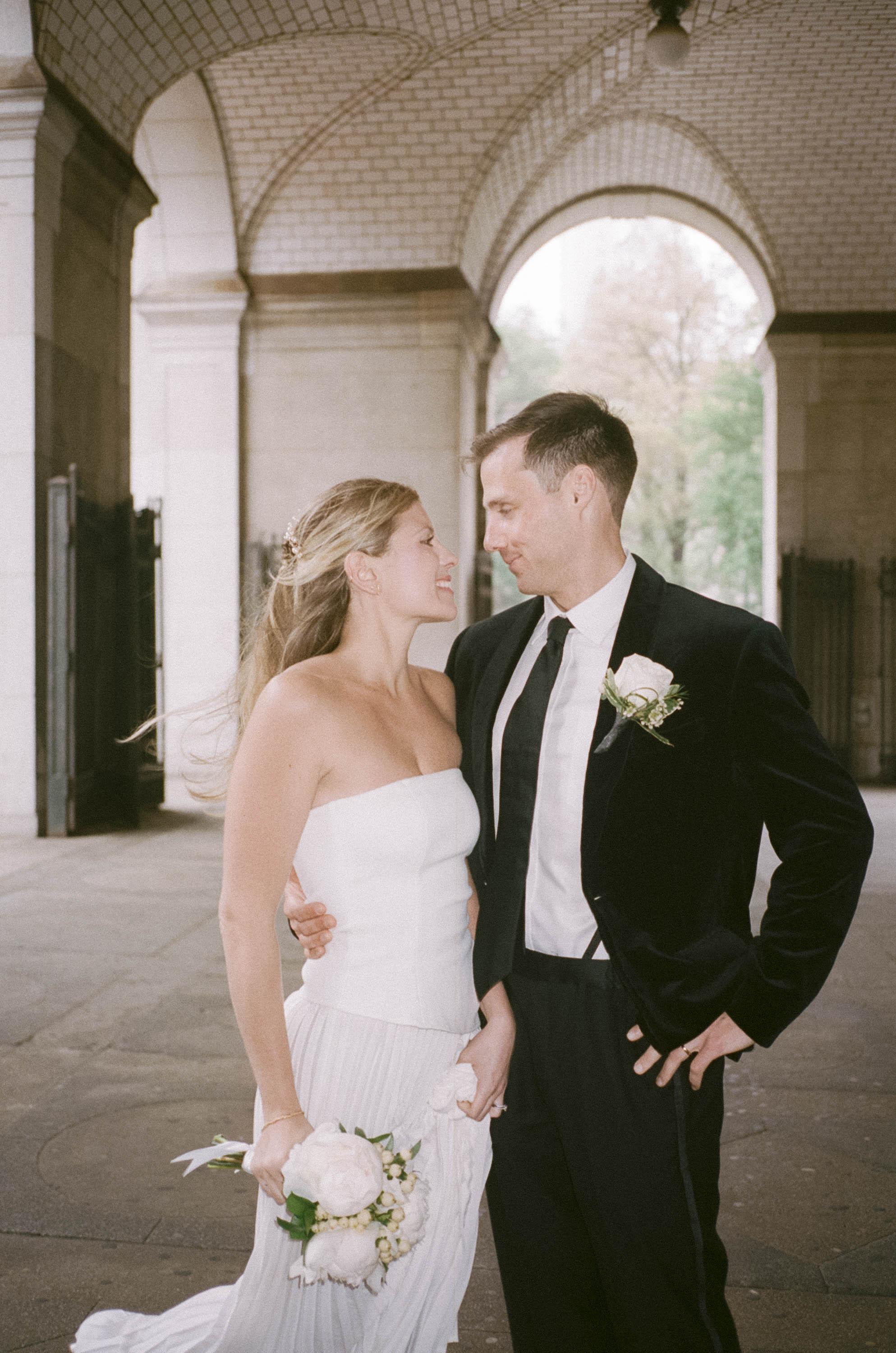 A Romantic Spring Wedding at The Unfinished Church photo 3