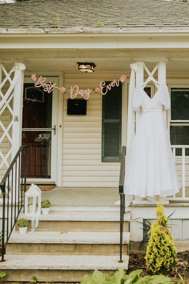 A Romantic Summer Wedding at King Oak Hill Park