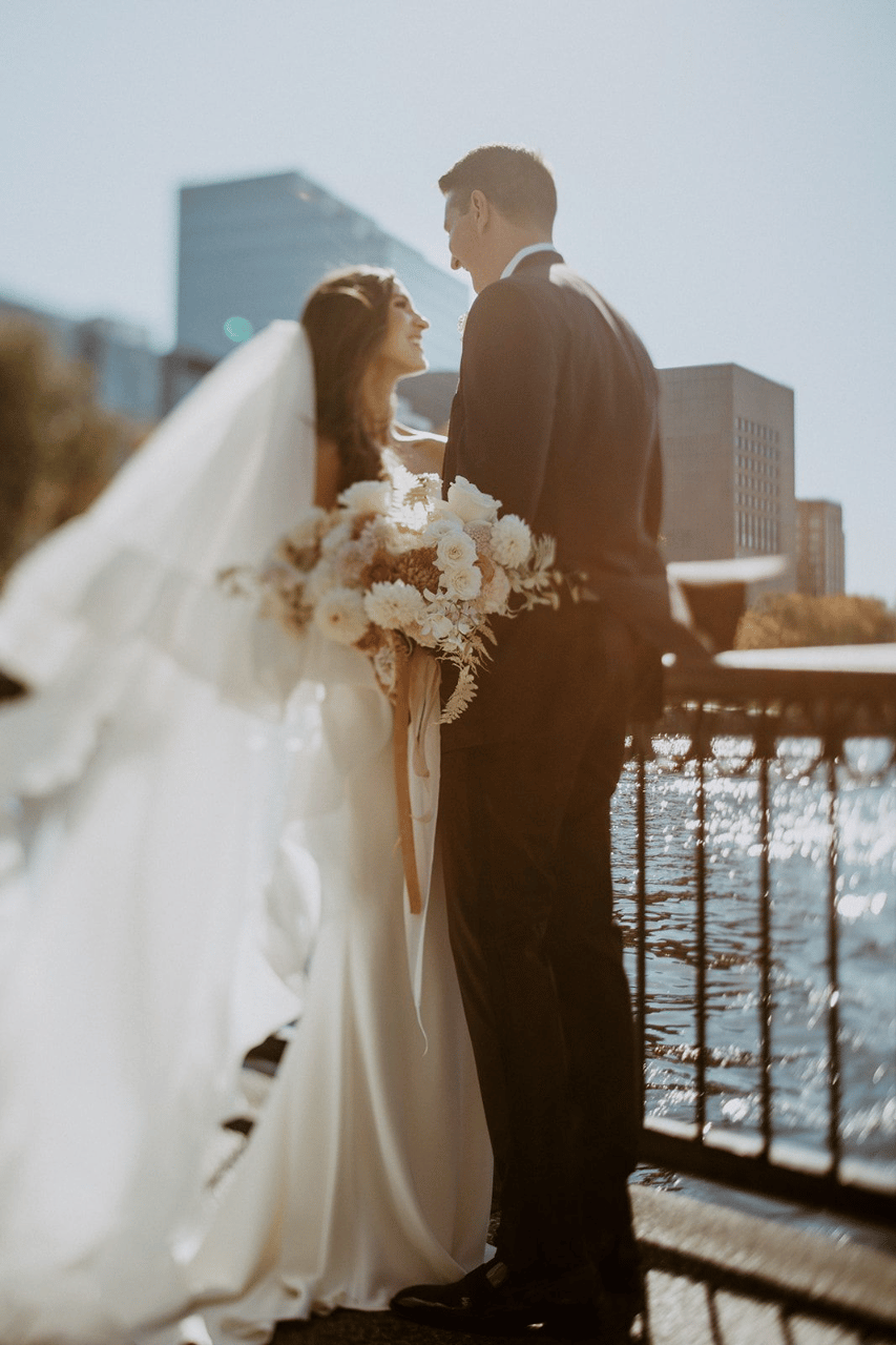 A Non-Traditional Fall Wedding at Studio B at Big Night Live photo 3