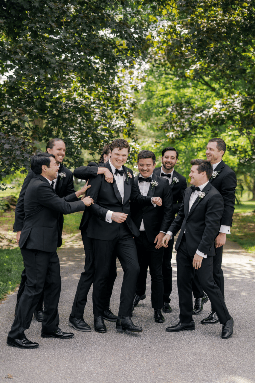 Eliza Montague & Bryan Agee's wedding-image-10