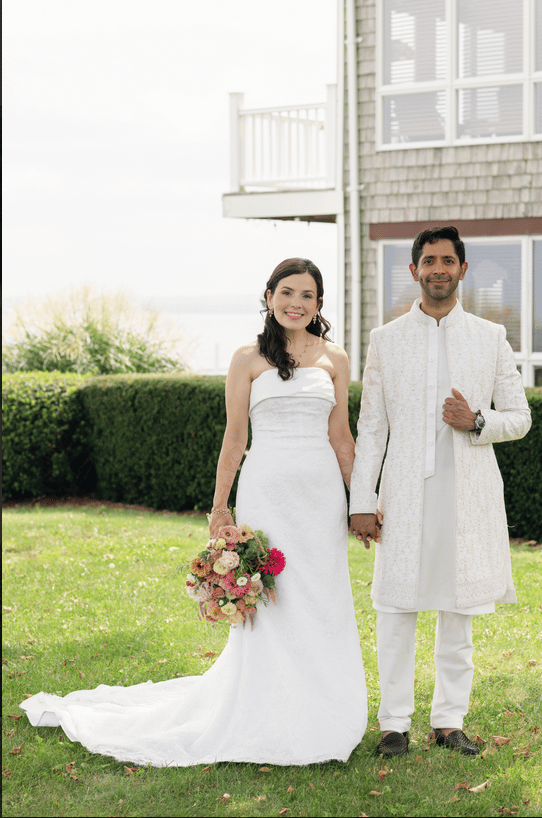 A Romantic Summer Wedding at Bedell Cellars 1
